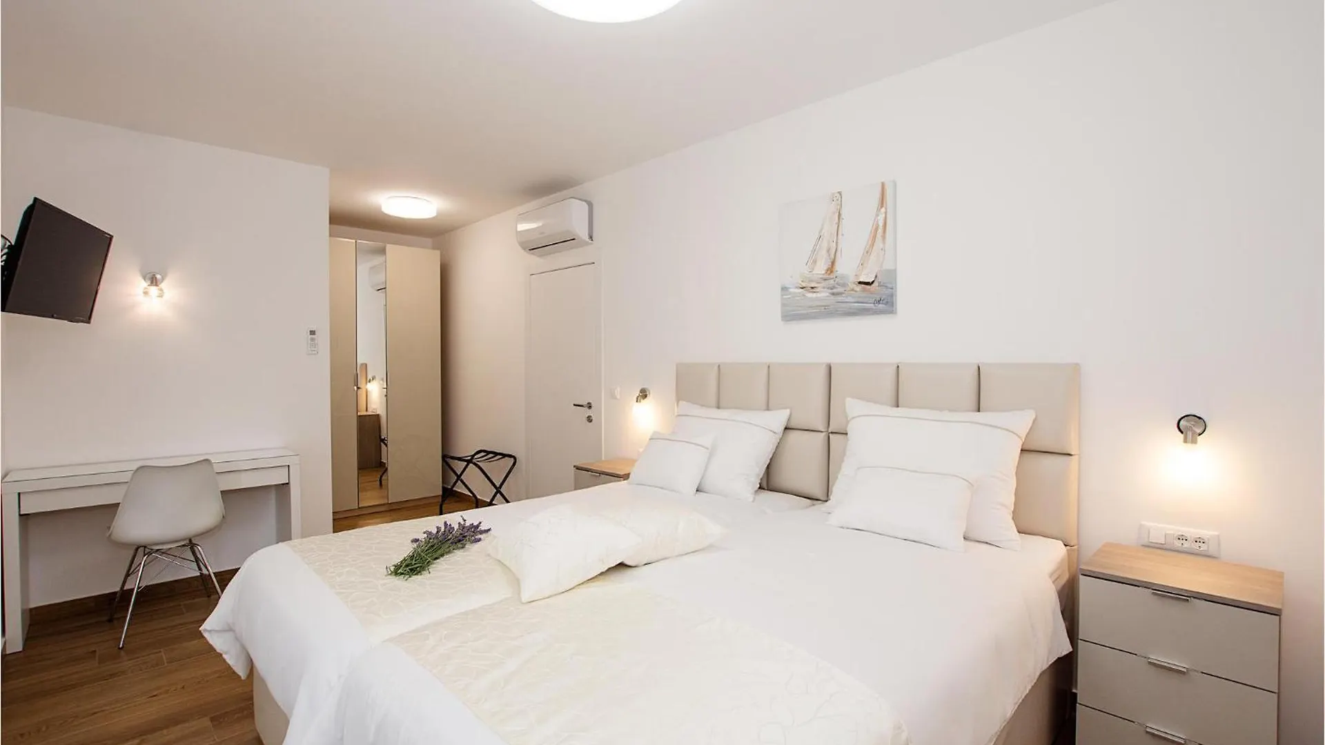 Nice Home In Turanj With House Sea View